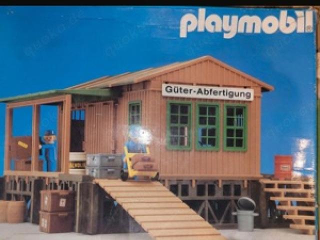 Playmobil Güter-Abfertigung - 1